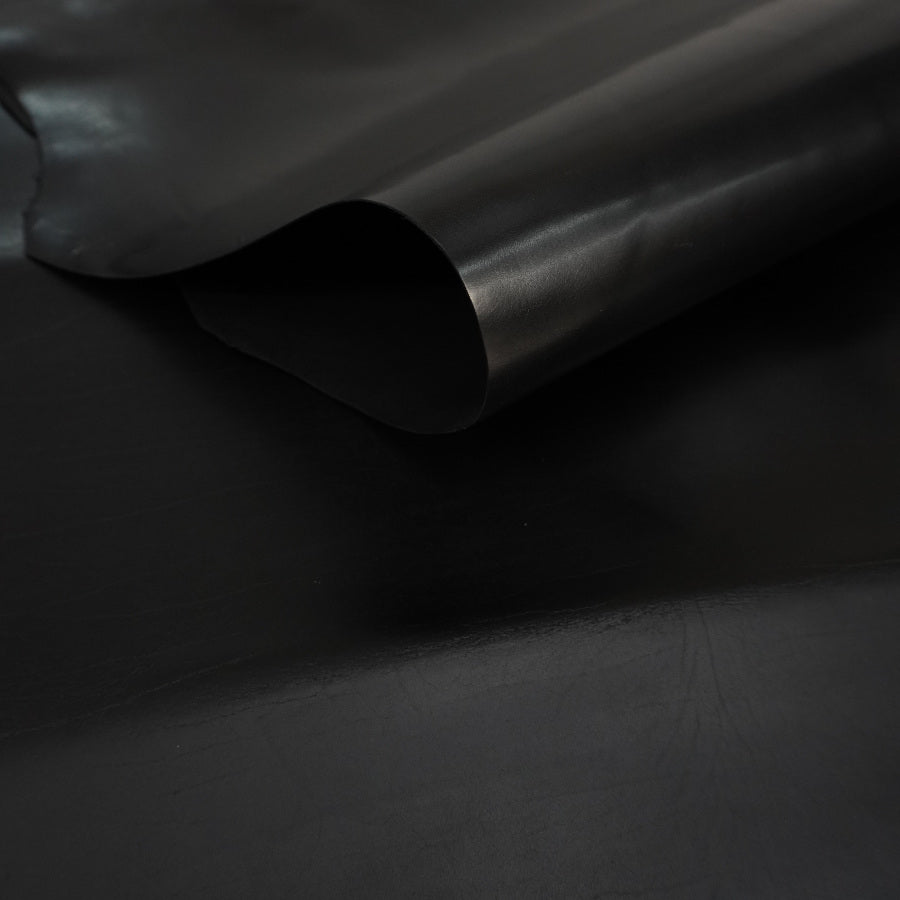 Cabra satinado negro