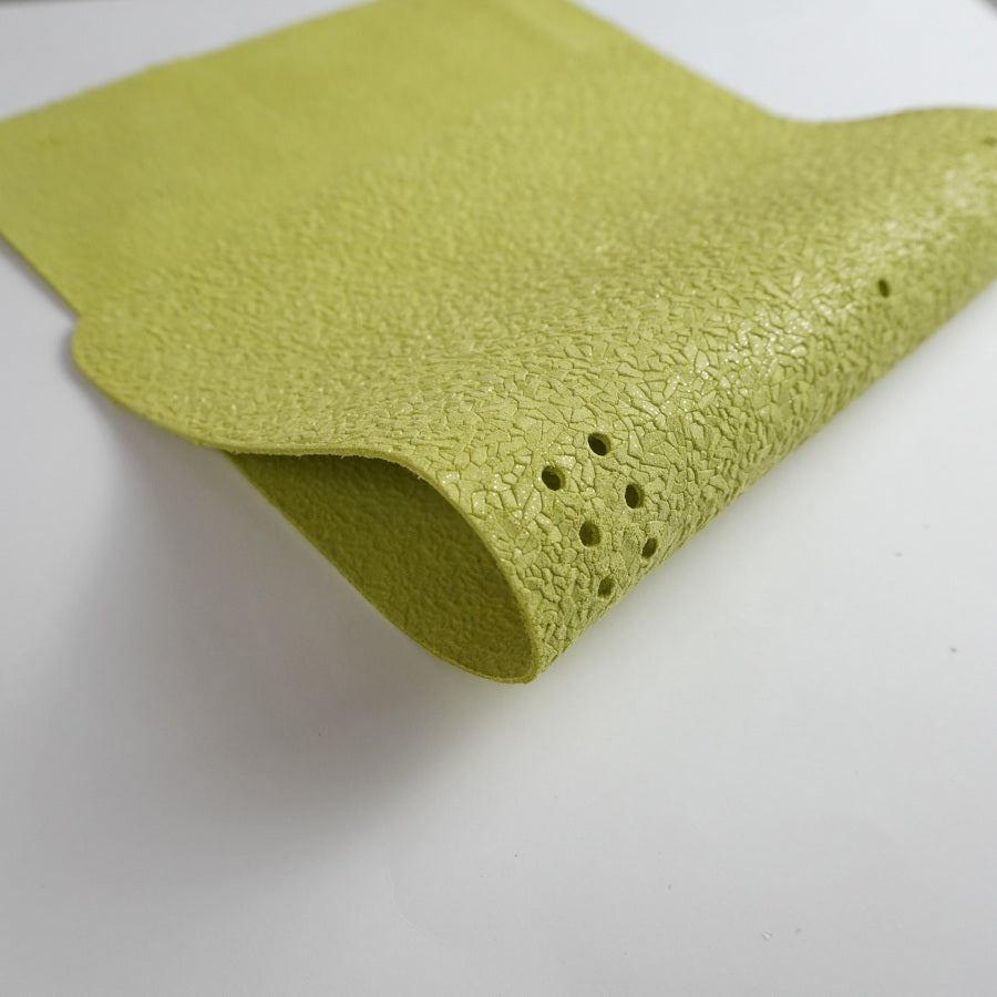 Vacuno grabado pistacho-Cubiertas de piel para cuadernos A5 - imagen 1