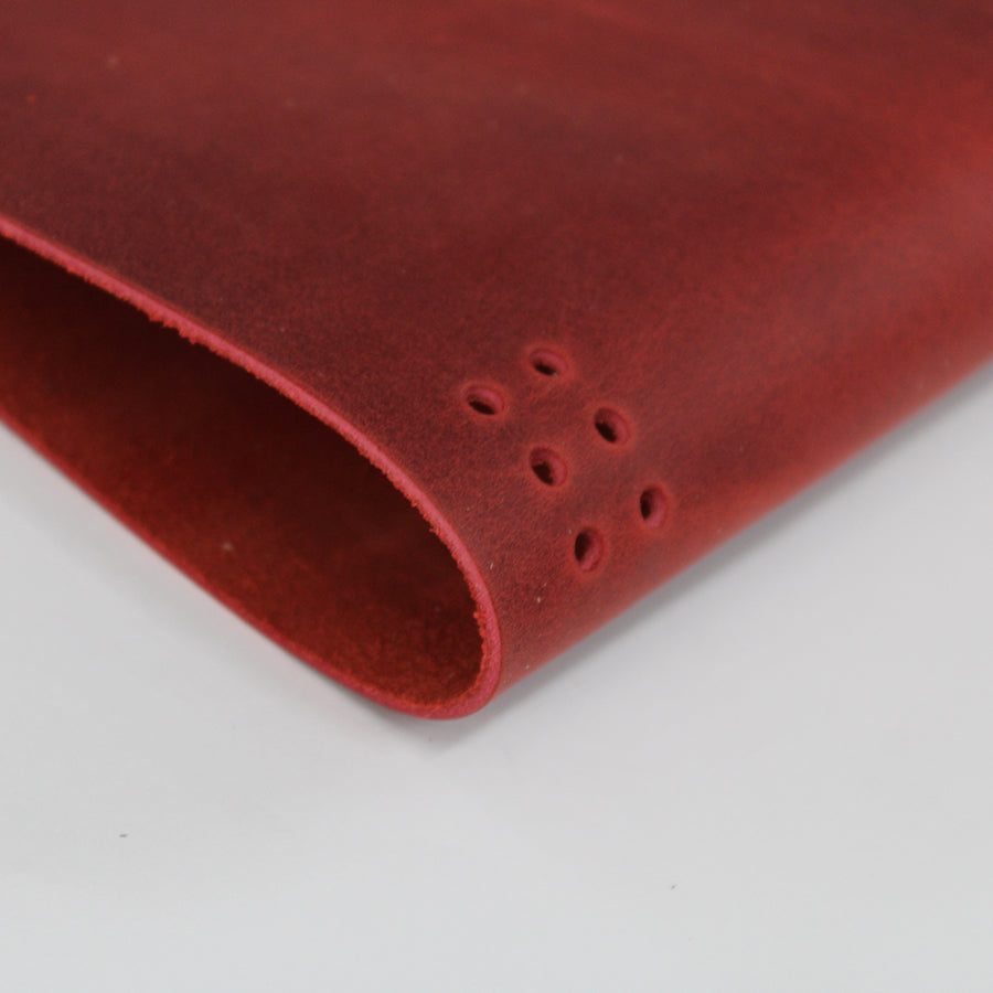 Cubierta de piel vacuno engrasado rojo – A5 y Pocket