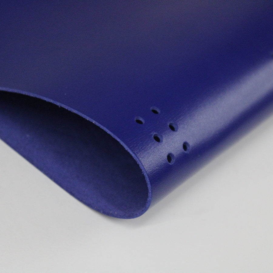 Cubierta de piel vacuno color azul eléctrico – A5 y Pocket