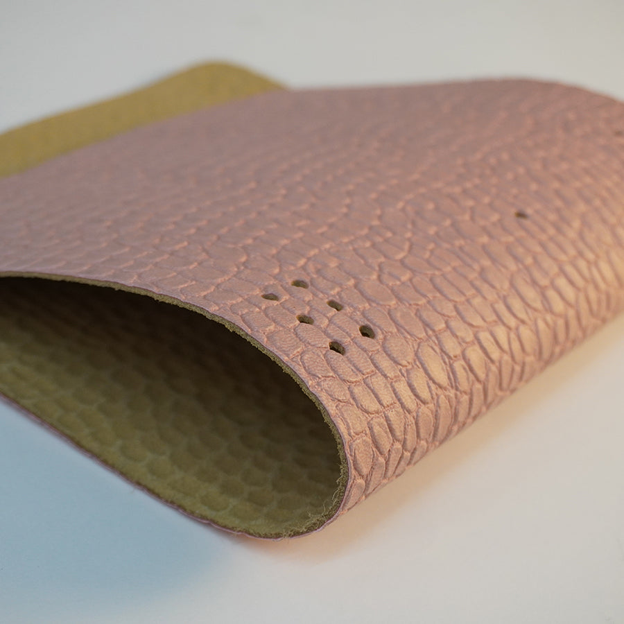 Cubierta de piel vacuno grabado rosa nude – A5 y Pocket