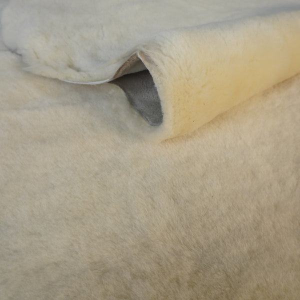 Borreguillo blanco roto
