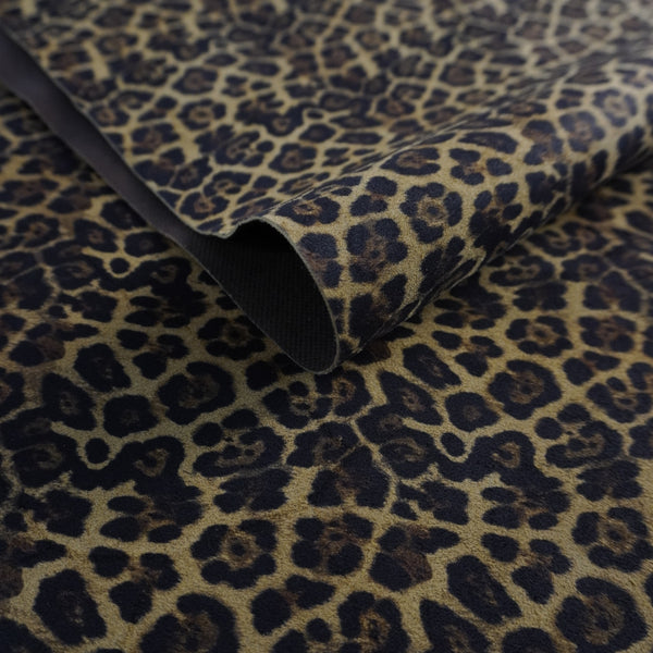 Retal de serraje leopardo reforzado con tela marrón