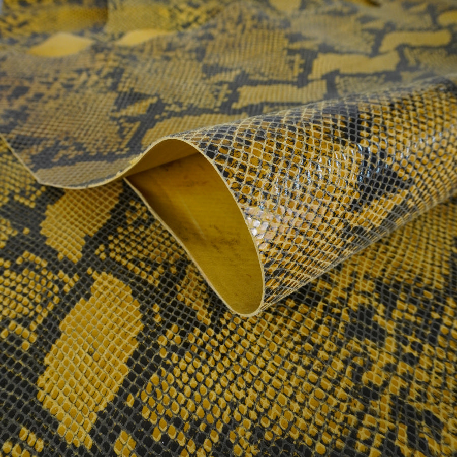 Piel de cabra serpiente amarillo