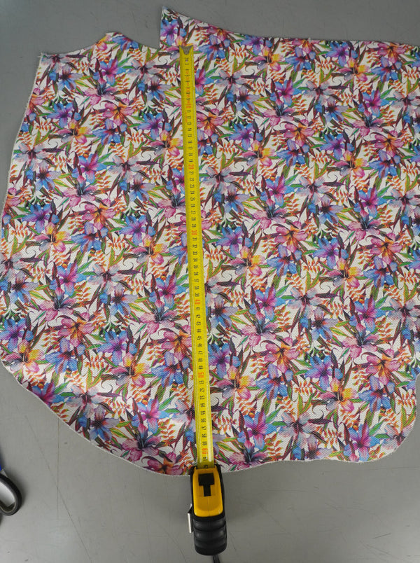 Retal de vacuno grabado perforado estampado flores con cuerpo