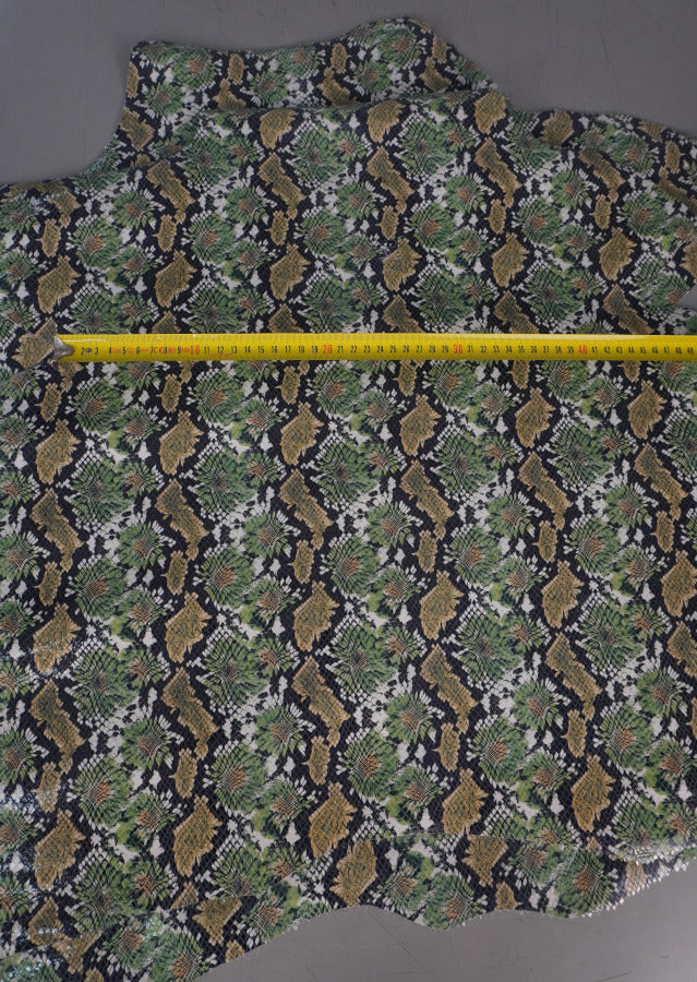 Piel de cabra estampado flores y serpiente verde