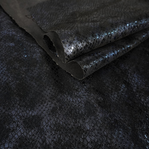 Retal de serraje fantasía serpiente azul metalizado