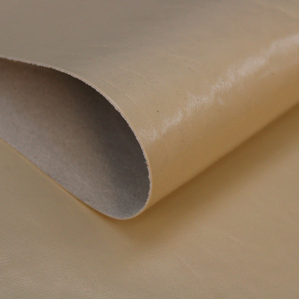 📓Trozo de vacuno charolina efecto arrugado color hielo